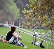 Как отдыхают москвичи: весенние фото - «Статьи о недвижимости»