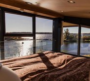 Как выглядит дом с собственным причалом в часе от Москвы - «Статьи о недвижимости»