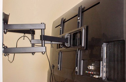 Ремонт телевизоров с выездом. Телемастер. Гарантия 2 года. Срочный выезд. Замена матрицы. - «Бытовая электроника»